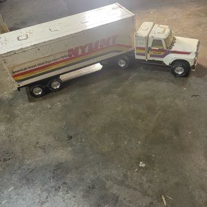 Vintage 1970’s Nylint semi with trailer.